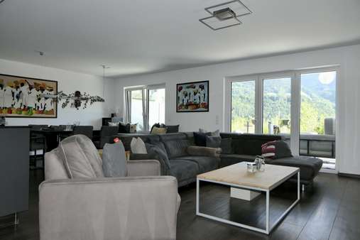 Wohnen auf ca. 57m² - Erdgeschosswohnung in 83471 Berchtesgaden mit 153m² kaufen