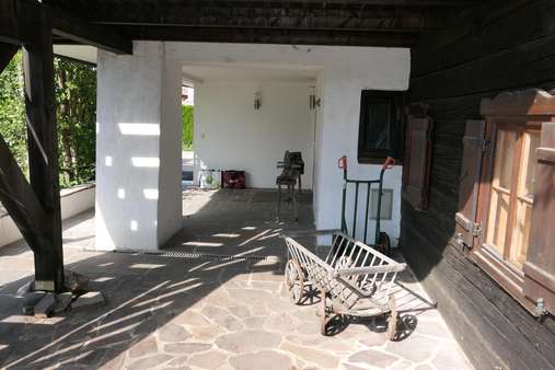 Außenansicht - Bauernhaus in 83416 Saaldorf-Surheim mit 450m² kaufen