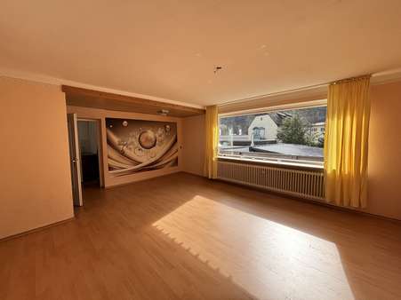 Wohnzimmer 1. OG - Mehrfamilienhaus in 83435 Bad Reichenhall mit 300m² kaufen