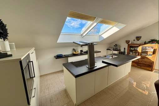 Kochen - Dachgeschosswohnung in 83329 Waging a. See mit 100m² kaufen
