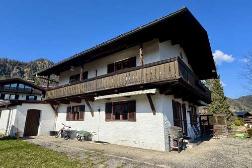 Ansicht - Zweifamilienhaus in 83242 Reit im Winkl mit 150m² kaufen