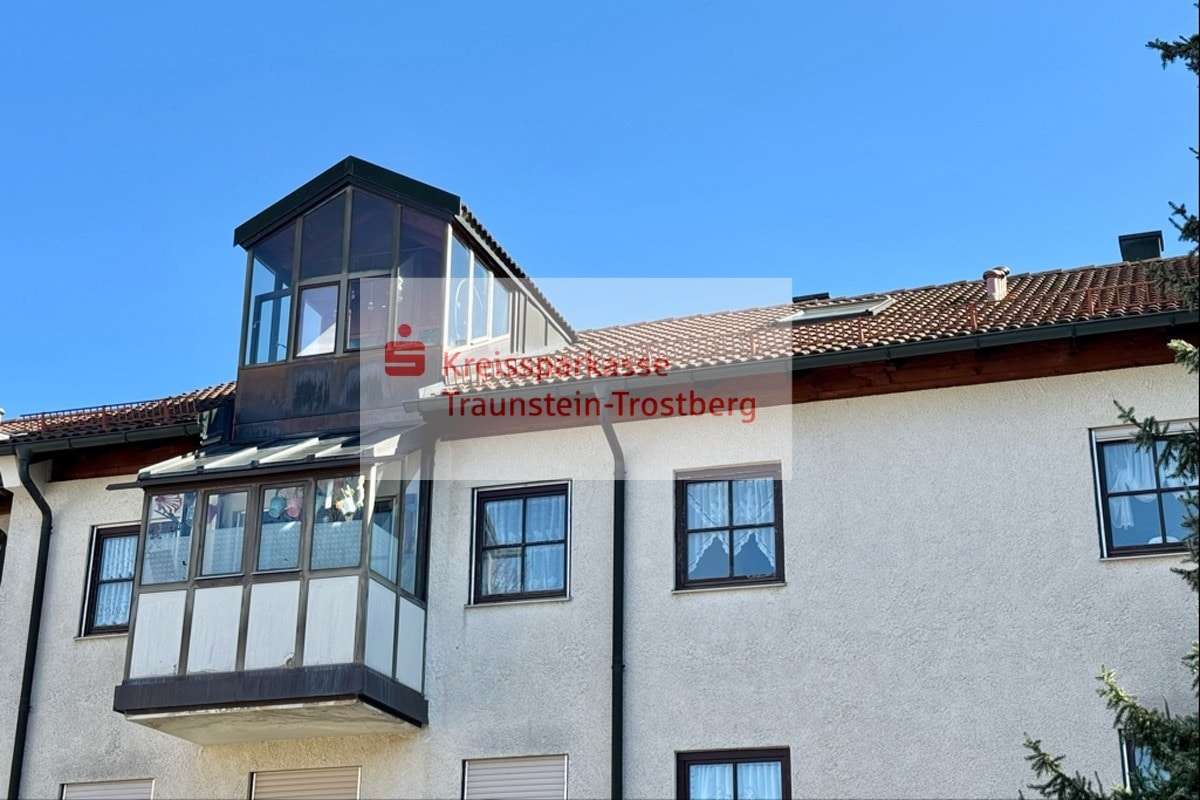 DG-Wohnung mit Wintergarten - Dachgeschosswohnung in 83301 Traunreut mit 36m² kaufen