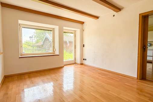 Wohnzimmer Wohnzimmer - Einfamilienhaus in 83329 Waging a. See, Holzhausen mit 110m² kaufen