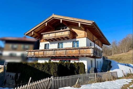 Ostansicht - Einfamilienhaus in 83242 Reit im Winkl mit 171m² kaufen