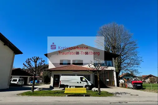 Mehr als nur ein Haus - hier wartet ein wahres Multitalent auf Sie! 