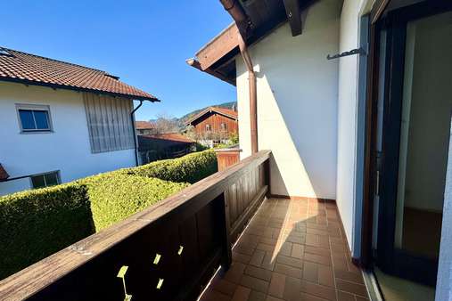 Balkon - Etagenwohnung in 83334 Inzell mit 59m² kaufen