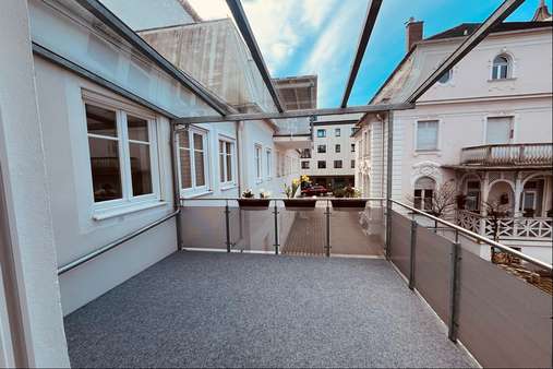 Balkon - Etagenwohnung in 83278 Traunstein mit 115m² kaufen