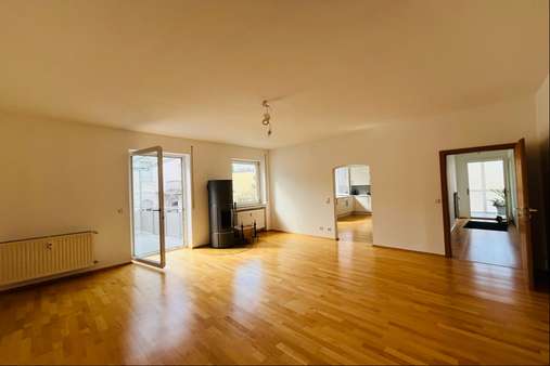 Wohnen Essen - Etagenwohnung in 83278 Traunstein mit 115m² kaufen
