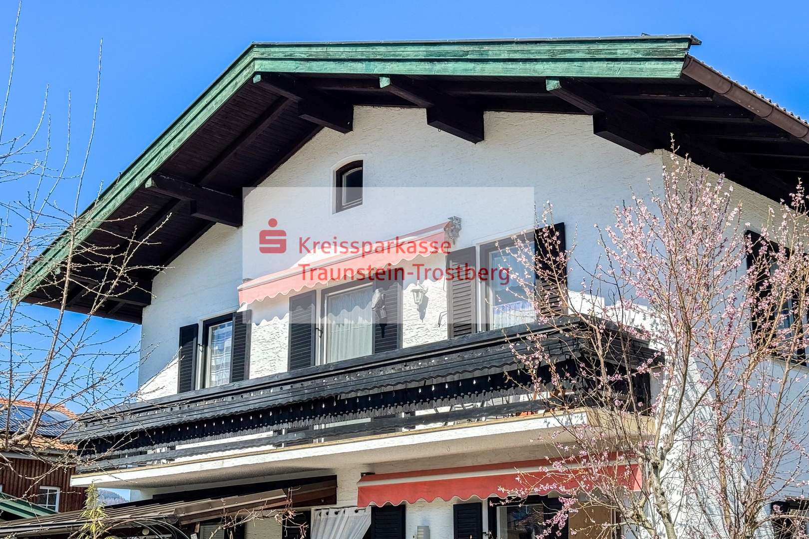 Ansicht Balkon - Etagenwohnung in 83246 Unterwössen mit 97m² kaufen