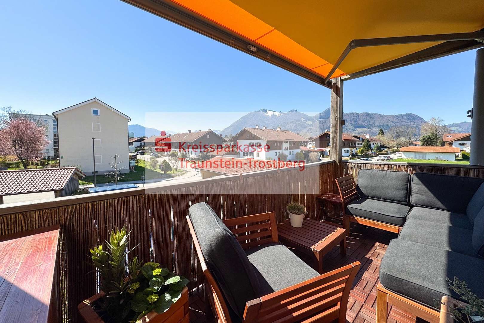 Balkon - Etagenwohnung in 83224 Grassau mit 90m² kaufen