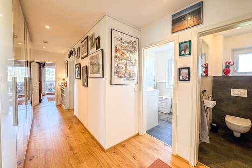 Flur - Etagenwohnung in 83224 Grassau mit 90m² kaufen