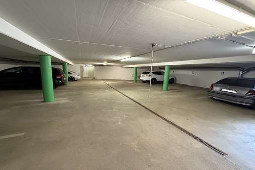 Tiefgarage - Tiefgaragenstellplatz in 83352 Altenmarkt mit 0m² mieten