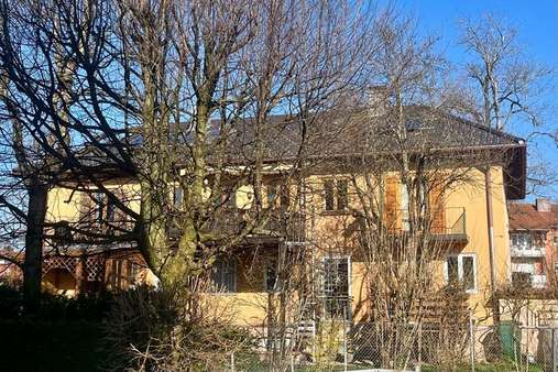 Außen - Etagenwohnung in 83278 Traunstein mit 55m² kaufen