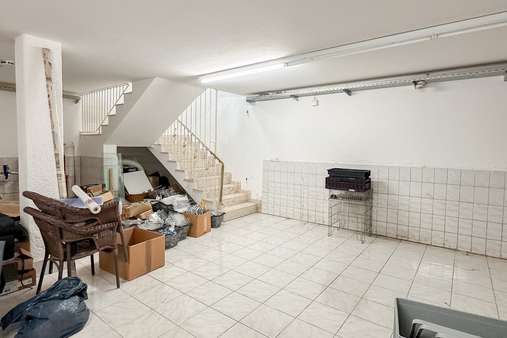 Kellerraum - Büro in 83224 Grassau mit 164m² mieten