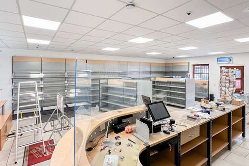 Verkaufsraum - Büro in 83224 Grassau mit 164m² mieten