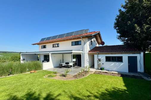 Süd-Ost-Ansicht Süd-Ost-Ansicht - Einfamilienhaus in 84529 Tittmoning mit 196m² kaufen