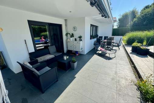 Terrasse Hauptwohnung Terrasse Hauptwohnung - Einfamilienhaus in 84529 Tittmoning mit 196m² kaufen