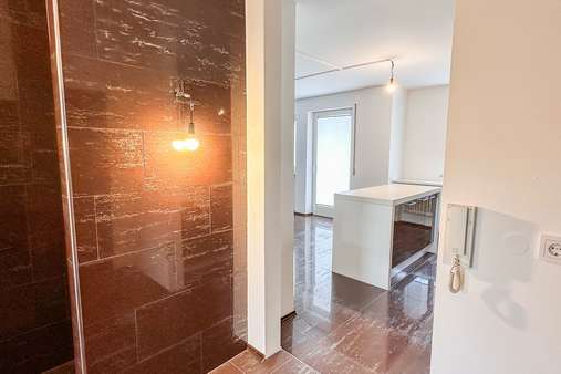 Flur Flur - Etagenwohnung in 83329 Waging a. See mit 79m² kaufen