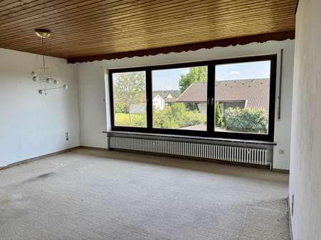 Wohnzimmer - Einfamilienhaus in 84549 Engelsberg mit 154m² kaufen