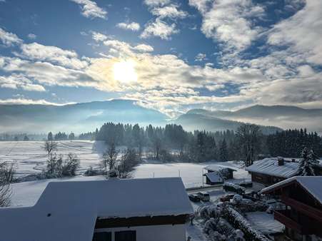 Ausblick im Winter Ausblick im Winter - Einfamilienhaus in 83242 Reit im Winkl mit 280m² kaufen