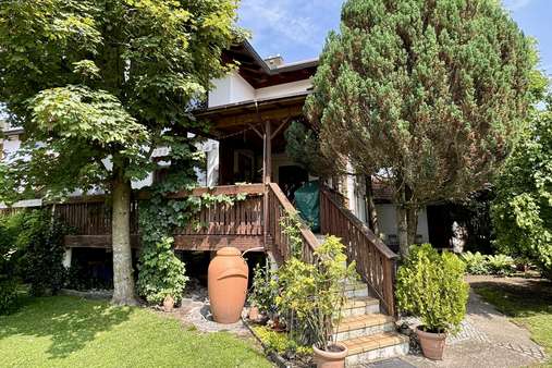 Veranda - Doppelhaushälfte in 83355 Grabenstätt mit 123m² kaufen