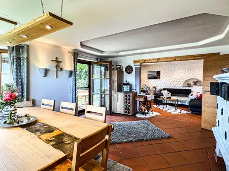 Charmante Erdgeschosswohnung mit großem Garten