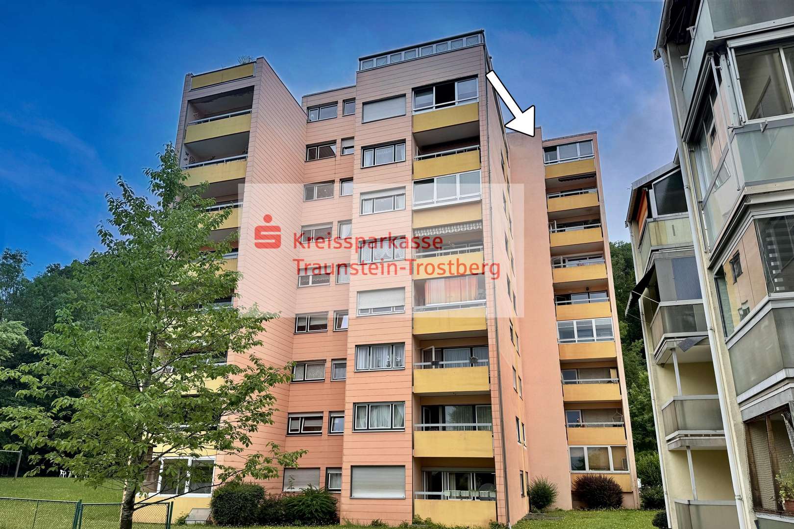 Außenansicht Außenansicht - Etagenwohnung in 83308 Trostberg mit 79m² kaufen