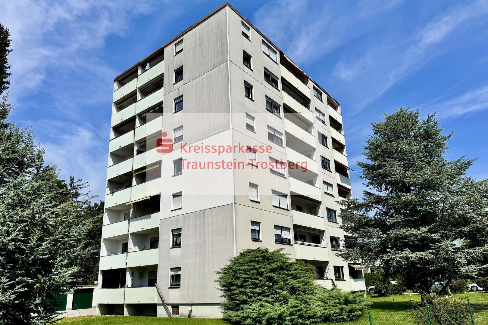 Außenansicht - Etagenwohnung in 84518 Garching mit 52m² kaufen