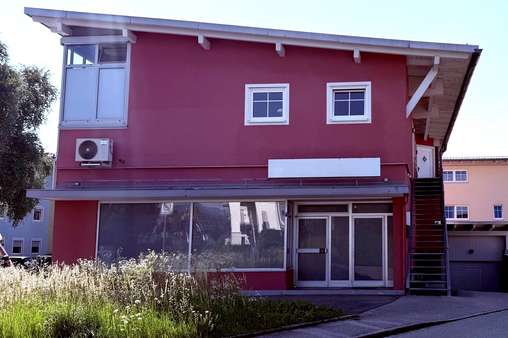Außenansicht - Dachgeschosswohnung in 83278 Traunstein mit 78m² kaufen