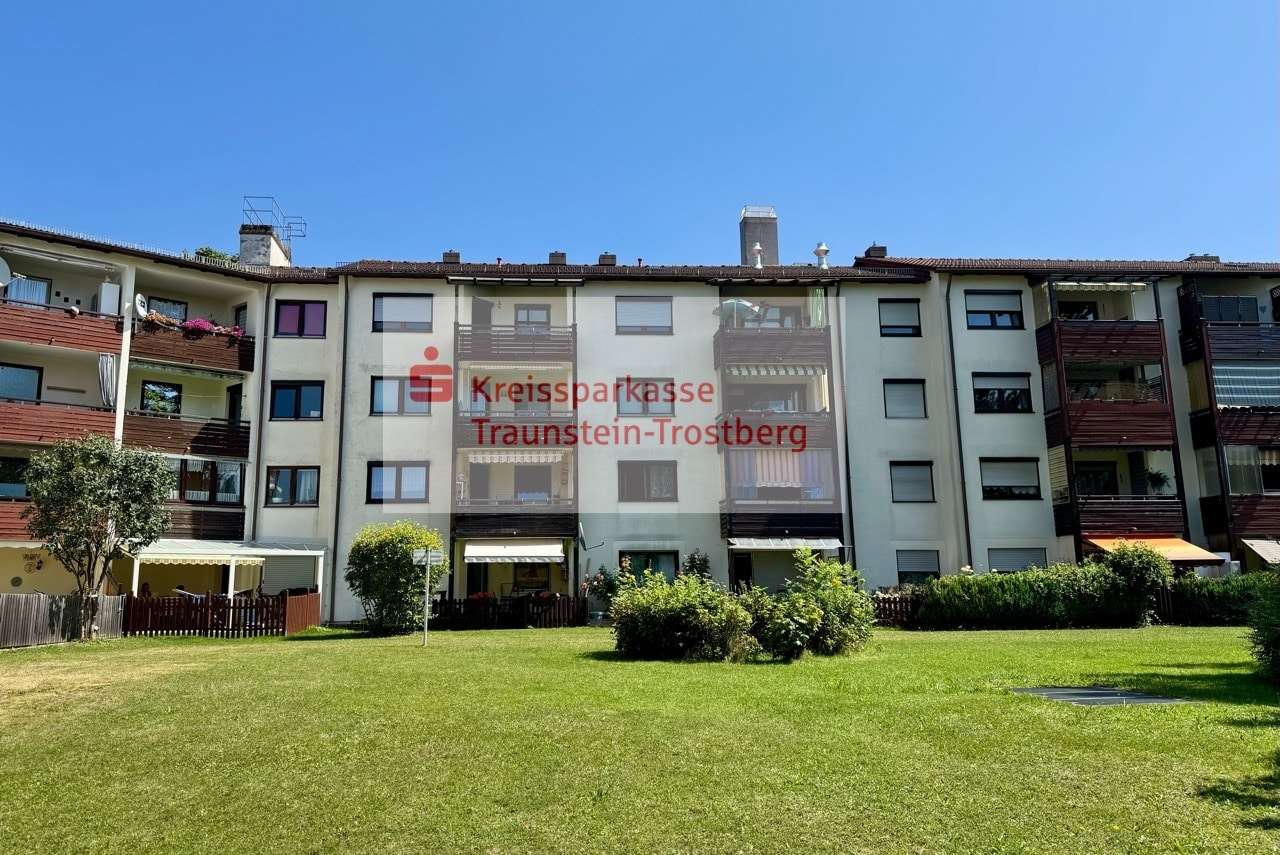 Westansicht Westansicht - Etagenwohnung in 83301 Traunreut mit 55m² kaufen
