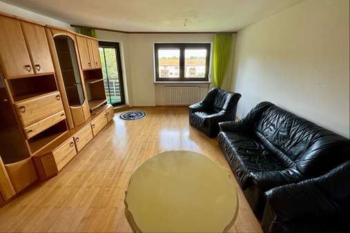 Wohnen Wohnen - Etagenwohnung in 83301 Traunreut mit 55m² kaufen