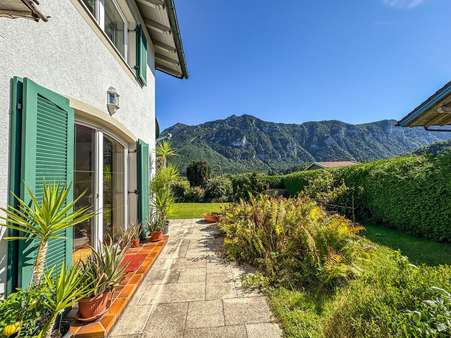 Terrasse mit Ausblick Terrasse mit Ausblick - Einfamilienhaus in 83334 Inzell mit 162m² kaufen