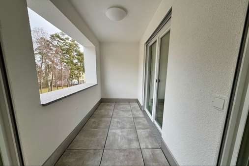 Loggia Loggia - Etagenwohnung in 83301 Traunreut mit 74m² kaufen