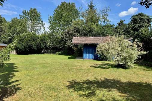 Blick nach Osten Blick nach Osten - Grundstück in 83342 Tacherting mit 752m² kaufen
