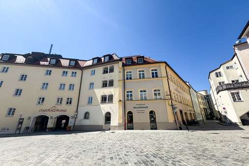 Ansicht Stadtplatzpassage - Ladenlokal in 83278 Traunstein mit 134m² kaufen