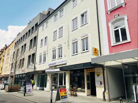 Ansicht Wohn- u. Geschäftshaus in der Häuserzeile - Bürohaus in 83278 Traunstein mit 390m² kaufen