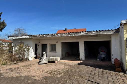 Garagen - Einfamilienhaus in 84518 Garching mit 245m² kaufen
