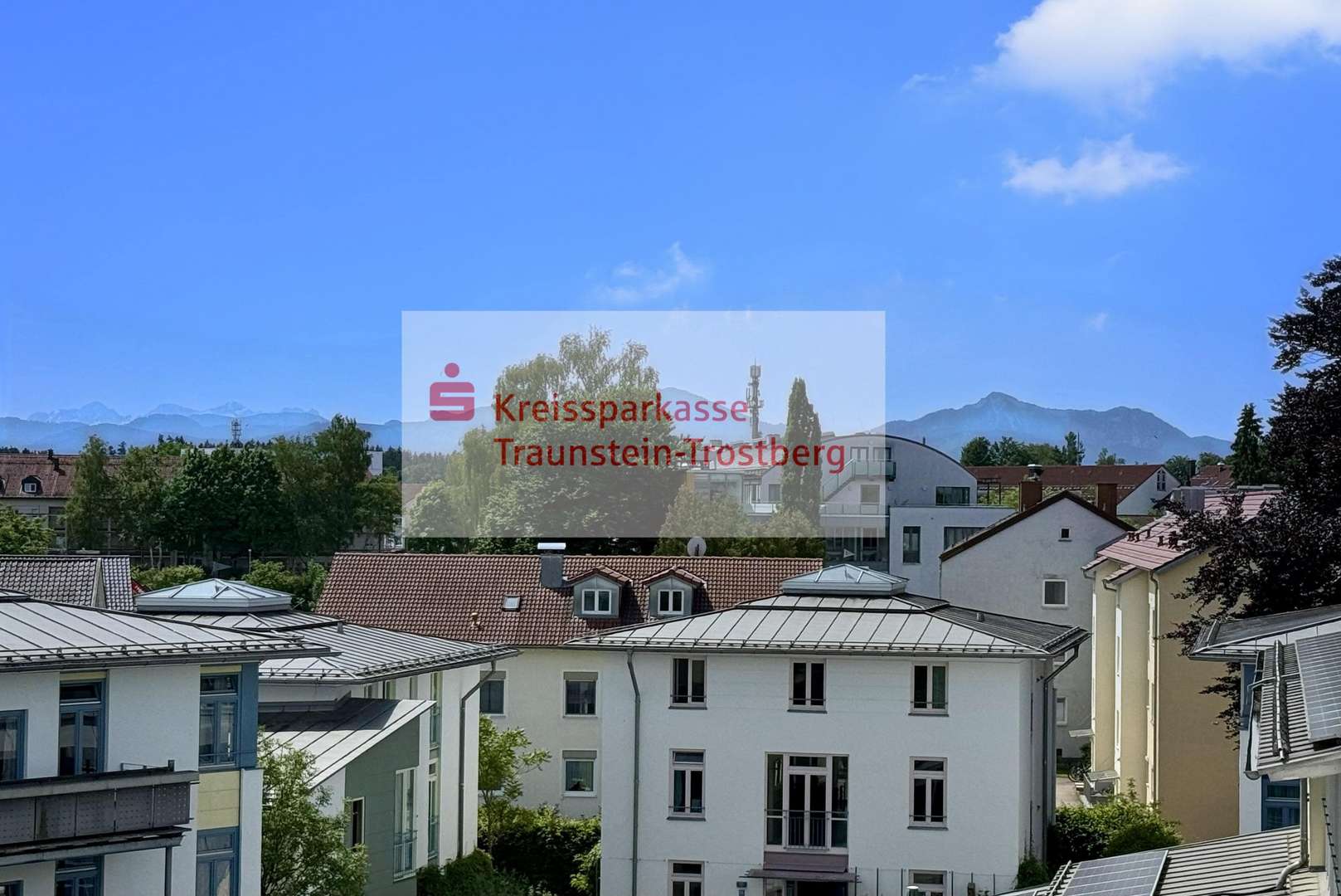 Ausblick nach Süden Ausblick nach Süden - Dachgeschosswohnung in 83301 Traunreut mit 42m² kaufen