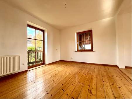 EG Wohnen - Zweifamilienhaus in 83043 Bad Aibling mit 210m² kaufen