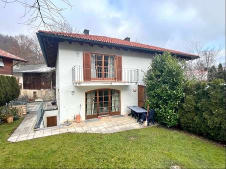 Außenansicht - Doppelhaushälfte in 83229 Aschau mit 144m² kaufen