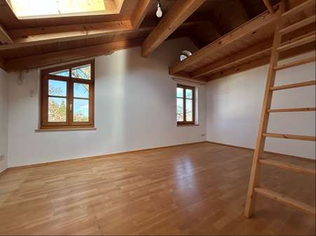 Zimmer - Maisonette-Wohnung in 83059 Kolbermoor mit 150m² kaufen