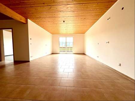 Wohnen - Etagenwohnung in 83052 Bruckmühl mit 103m² kaufen