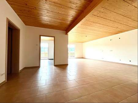 Wohnen/Essen - Etagenwohnung in 83052 Bruckmühl mit 103m² kaufen