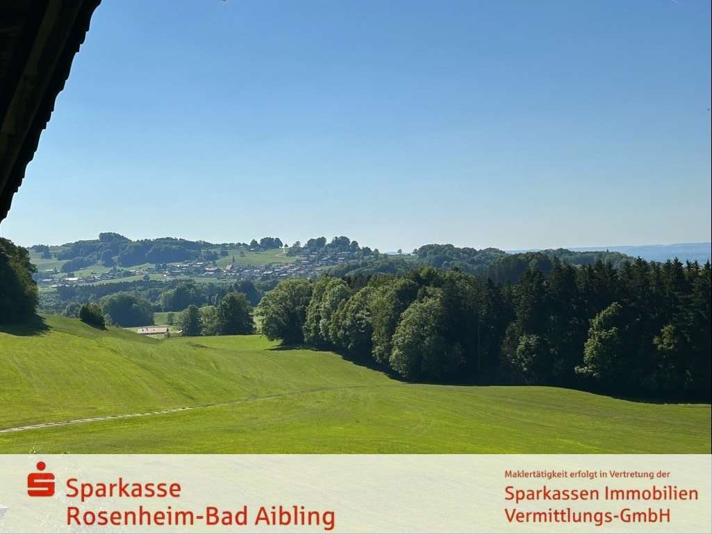 Ausblick nach Törwang - Bauernhaus in 83122 Samerberg mit 545m² kaufen