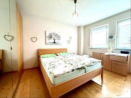 Schlafen - Etagenwohnung in 83071 Stephanskirchen mit 79m² kaufen