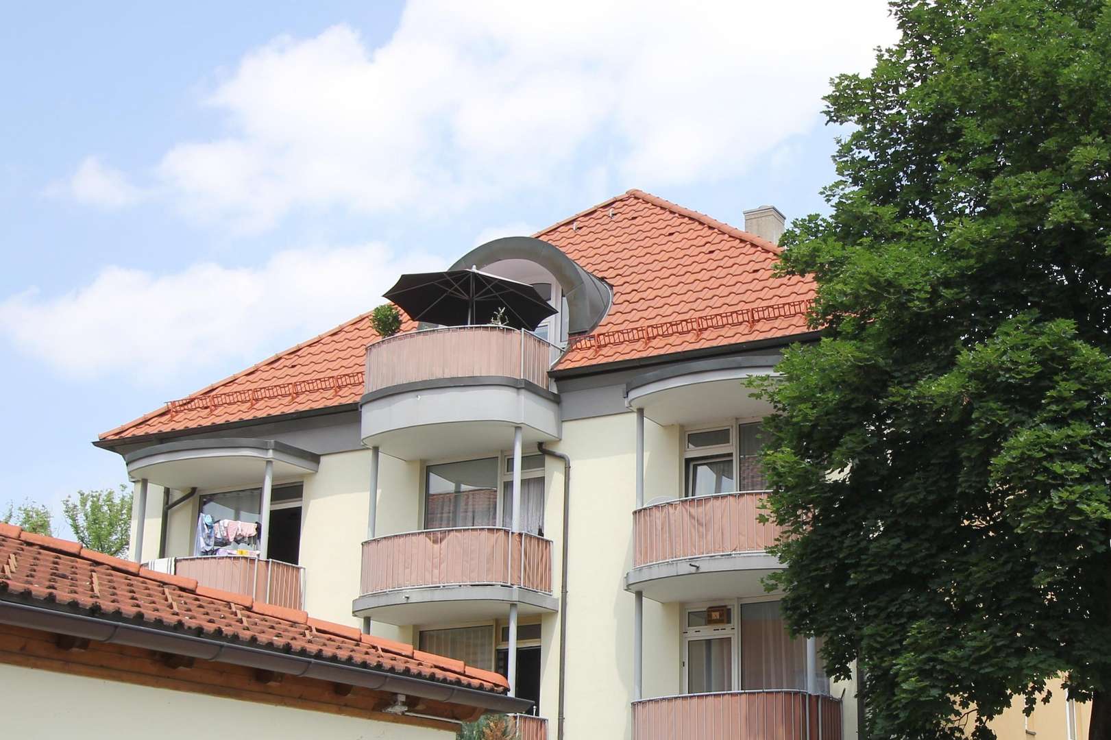 Außenansicht Außenansicht - Galerie in 83022 Rosenheim mit 85m² kaufen