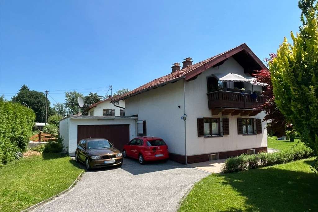 Außenansicht - Zweifamilienhaus in 83064 Raubling mit 108m² kaufen