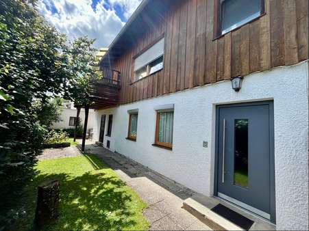 Eingang Eingang - Mehrfamilienhaus in 83043 Bad Aibling mit 255m² kaufen