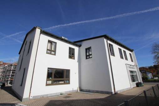 Rückansicht - Bürohaus in 83209 Prien mit 720m² kaufen