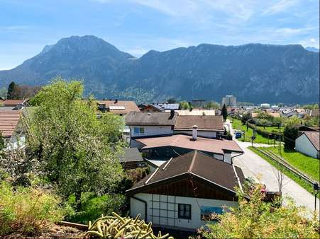 Blick vom Balkon - Zweifamilienhaus in 83088 Kiefersfelden mit 234m² kaufen